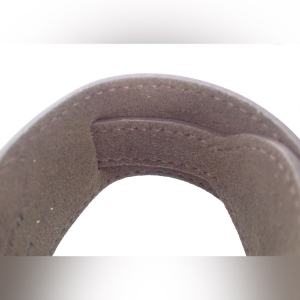 Louis Vuitton Monogram Glacé Leather Cuff Bracelet | June 2002 France | COA - Picture 10 of 11